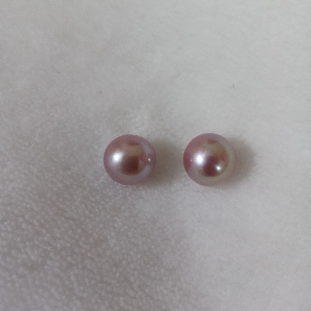 Purple pearl earrings